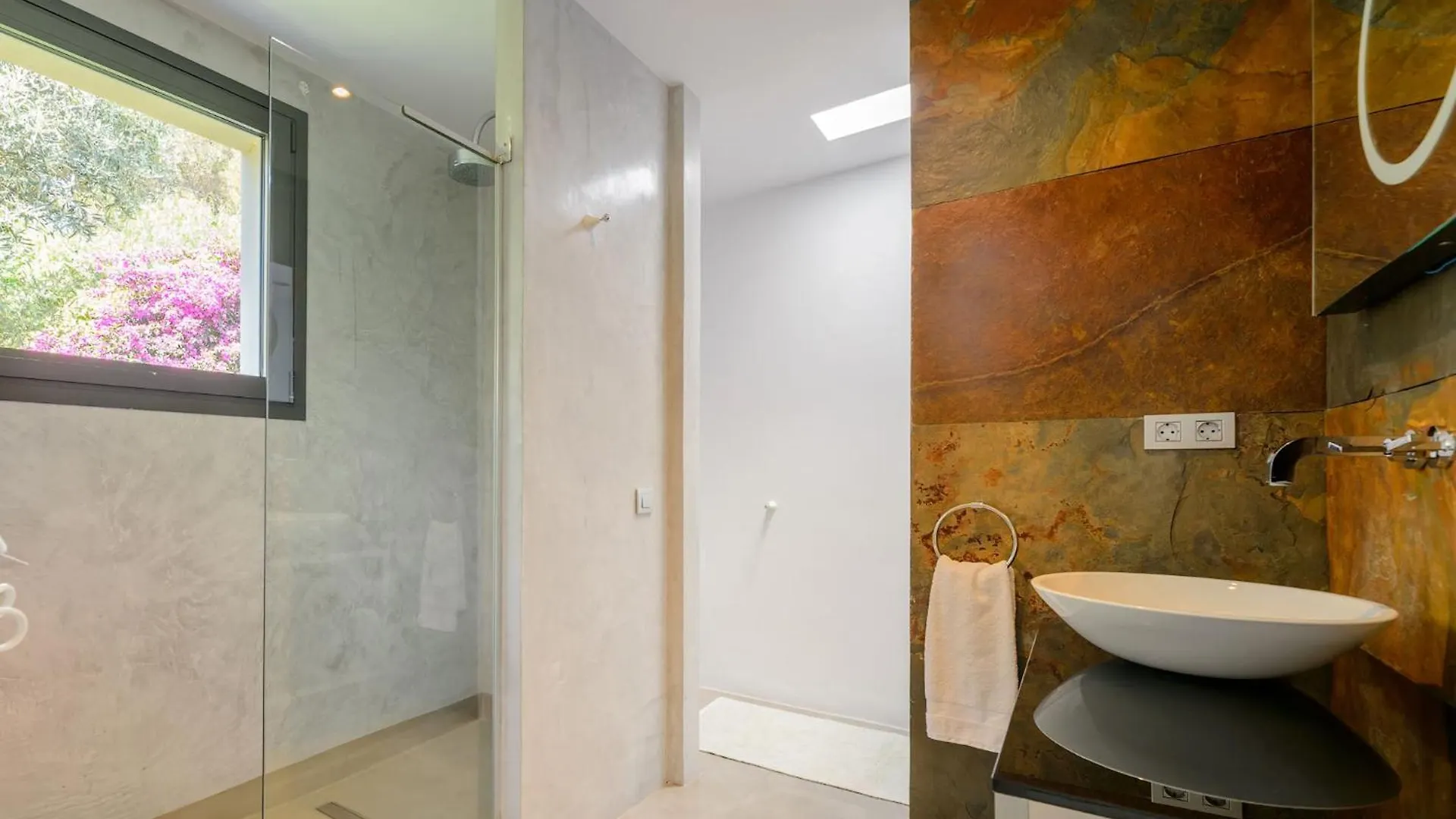Lifestyle Villa Cap Martinet Ibiza 탈라만카 스페인