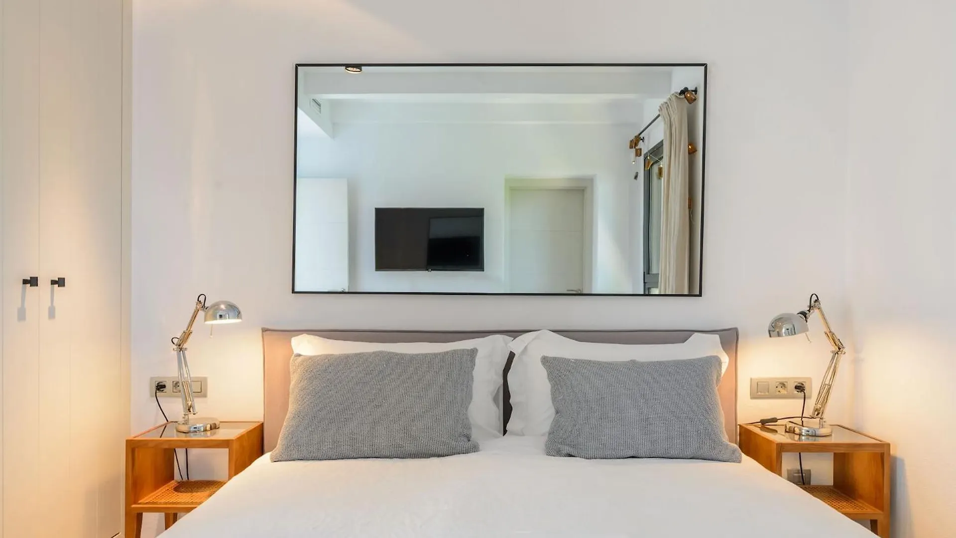 Lifestyle Villa Cap Martinet Ibiza Talamanca