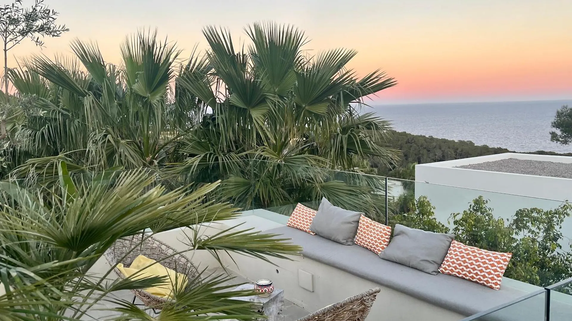 Lifestyle Villa Cap Martinet Ibiza Talamanca