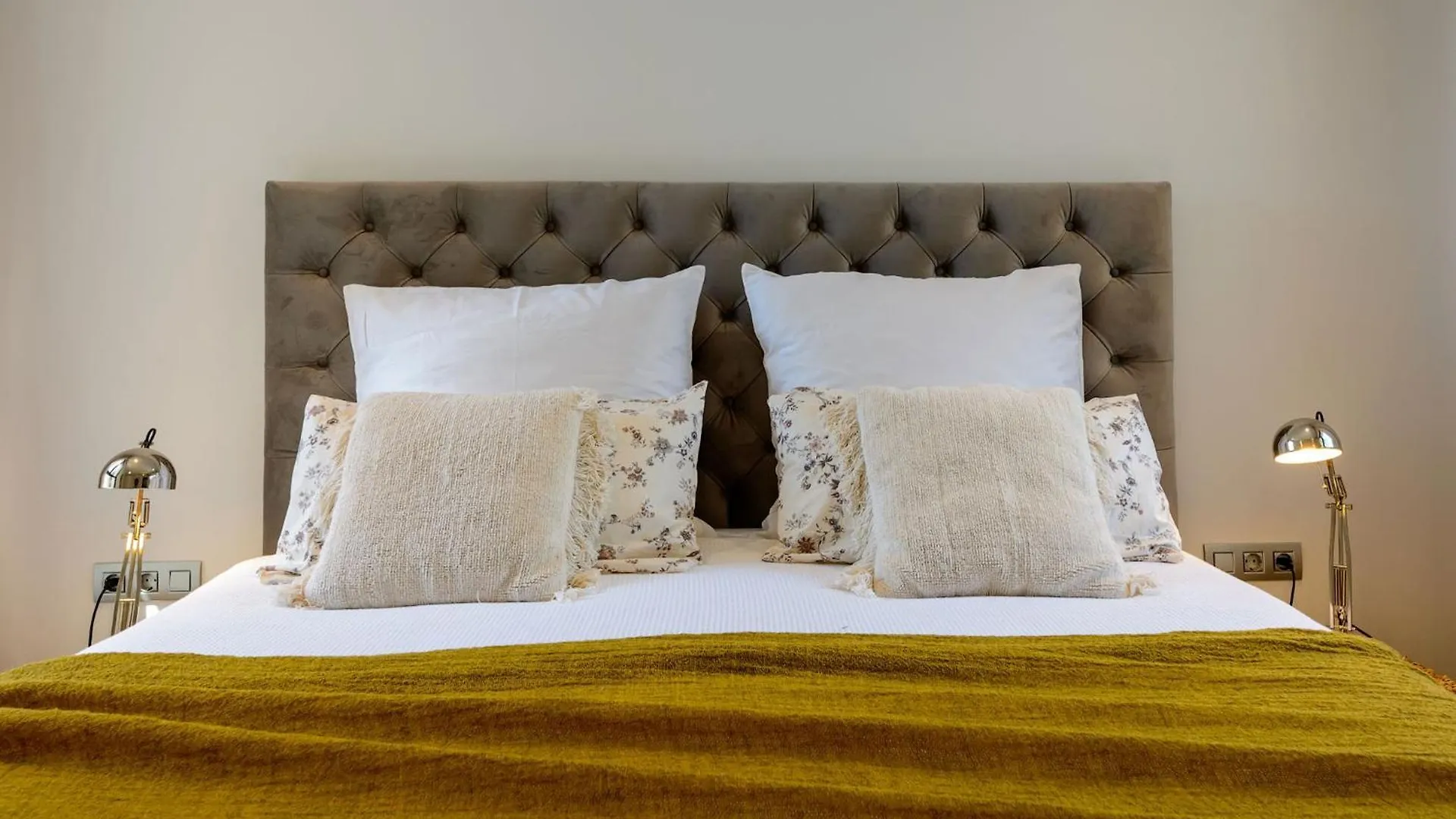 Lifestyle Villa Cap Martinet Ibiza Talamanca