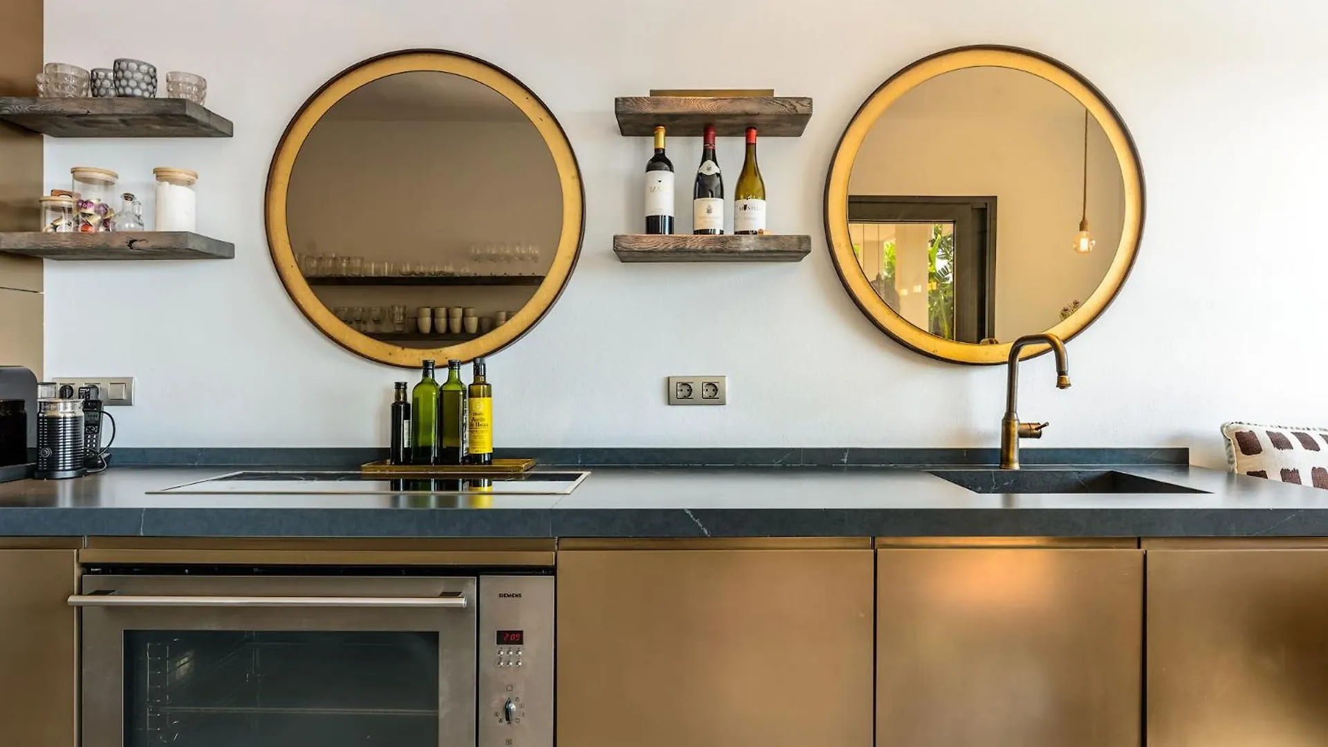 Lifestyle Villa Cap Martinet Ibiza Talamanca  Hiszpania