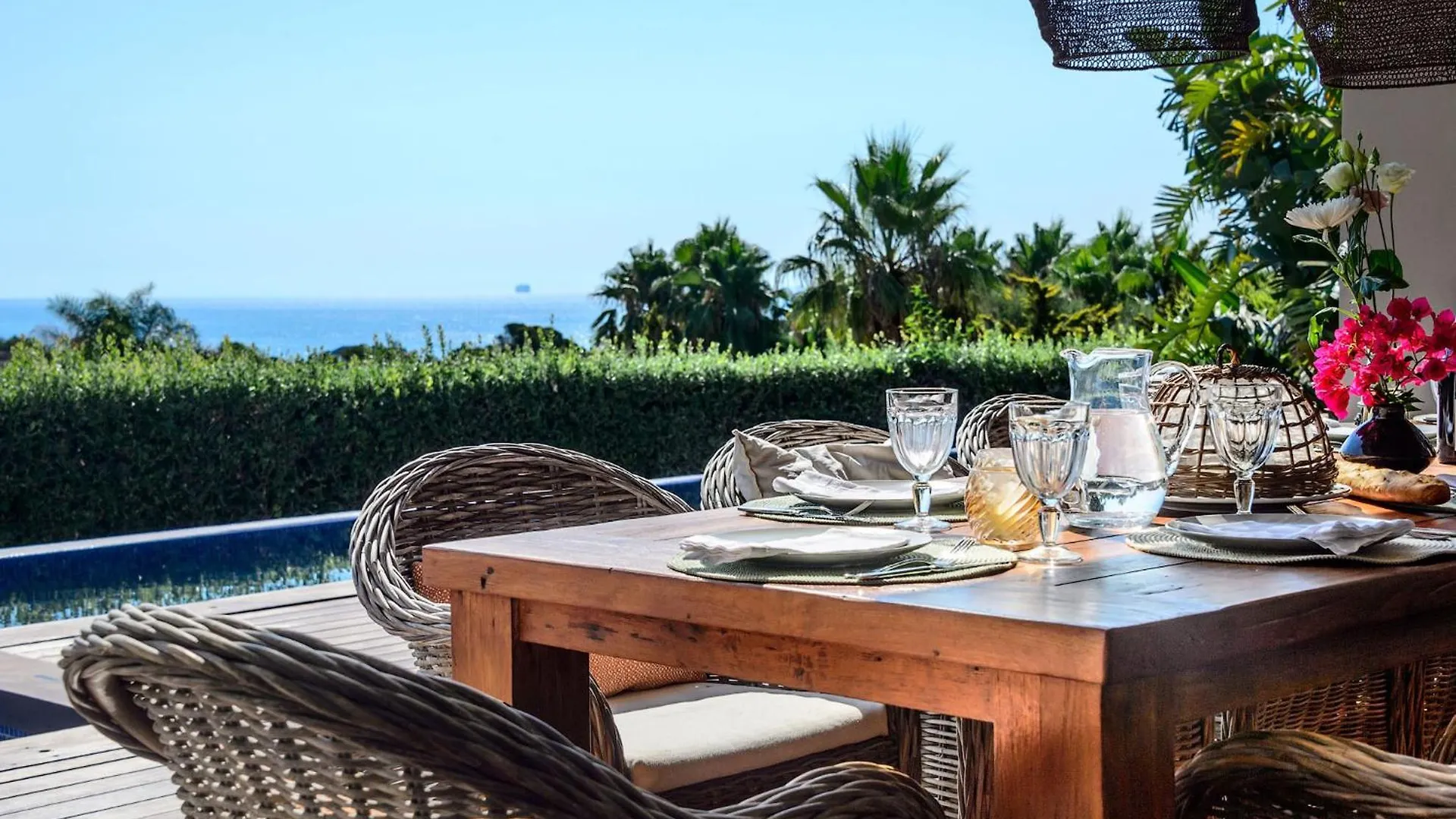 Lifestyle Villa Cap Martinet Ibiza Talamanca