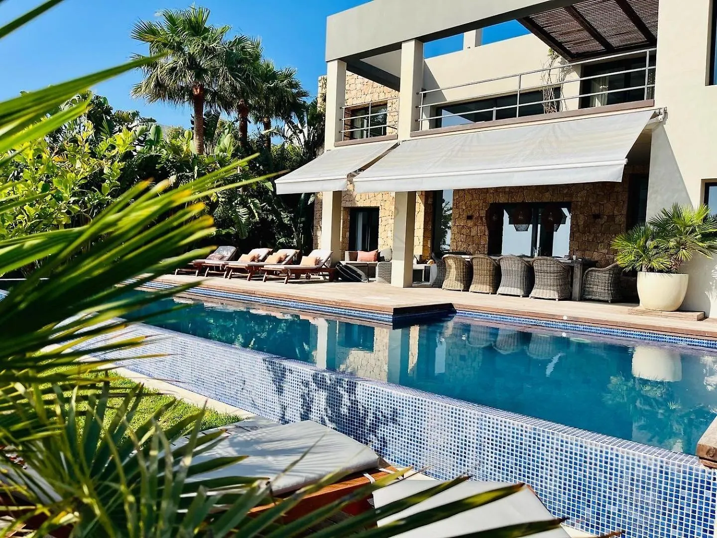 Lifestyle Villa Cap Martinet Ibiza location